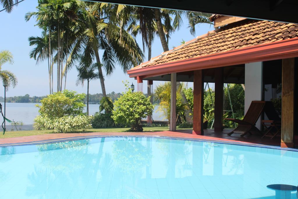 Blue Water Villa Piliyandala Εξωτερικό φωτογραφία