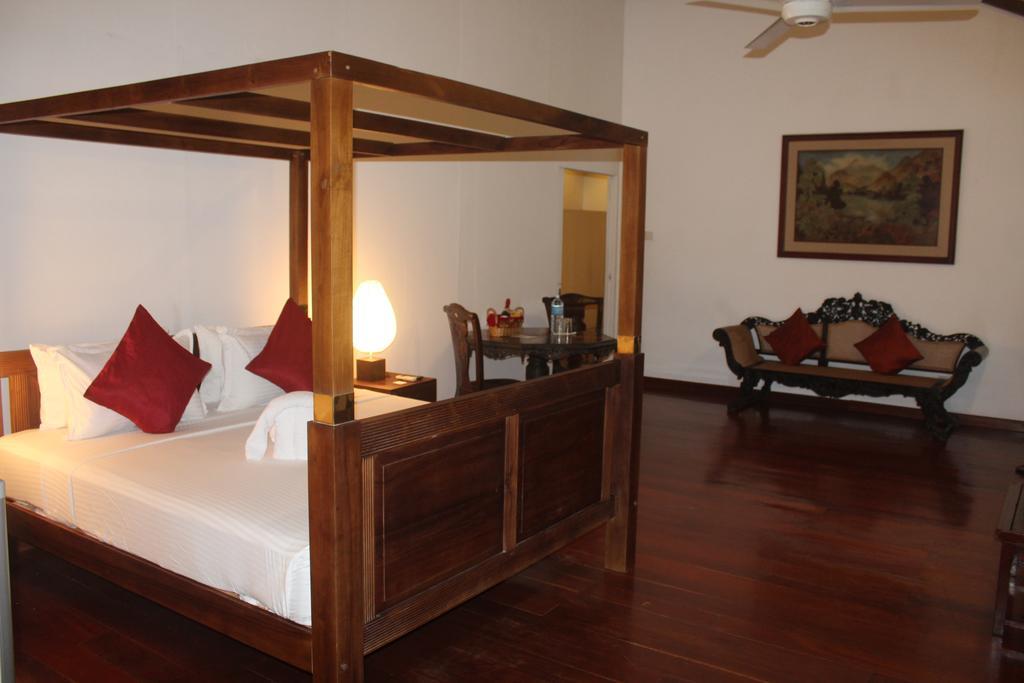Blue Water Villa Piliyandala Εξωτερικό φωτογραφία