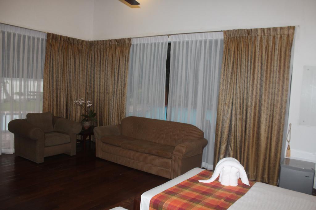 Blue Water Villa Piliyandala Εξωτερικό φωτογραφία