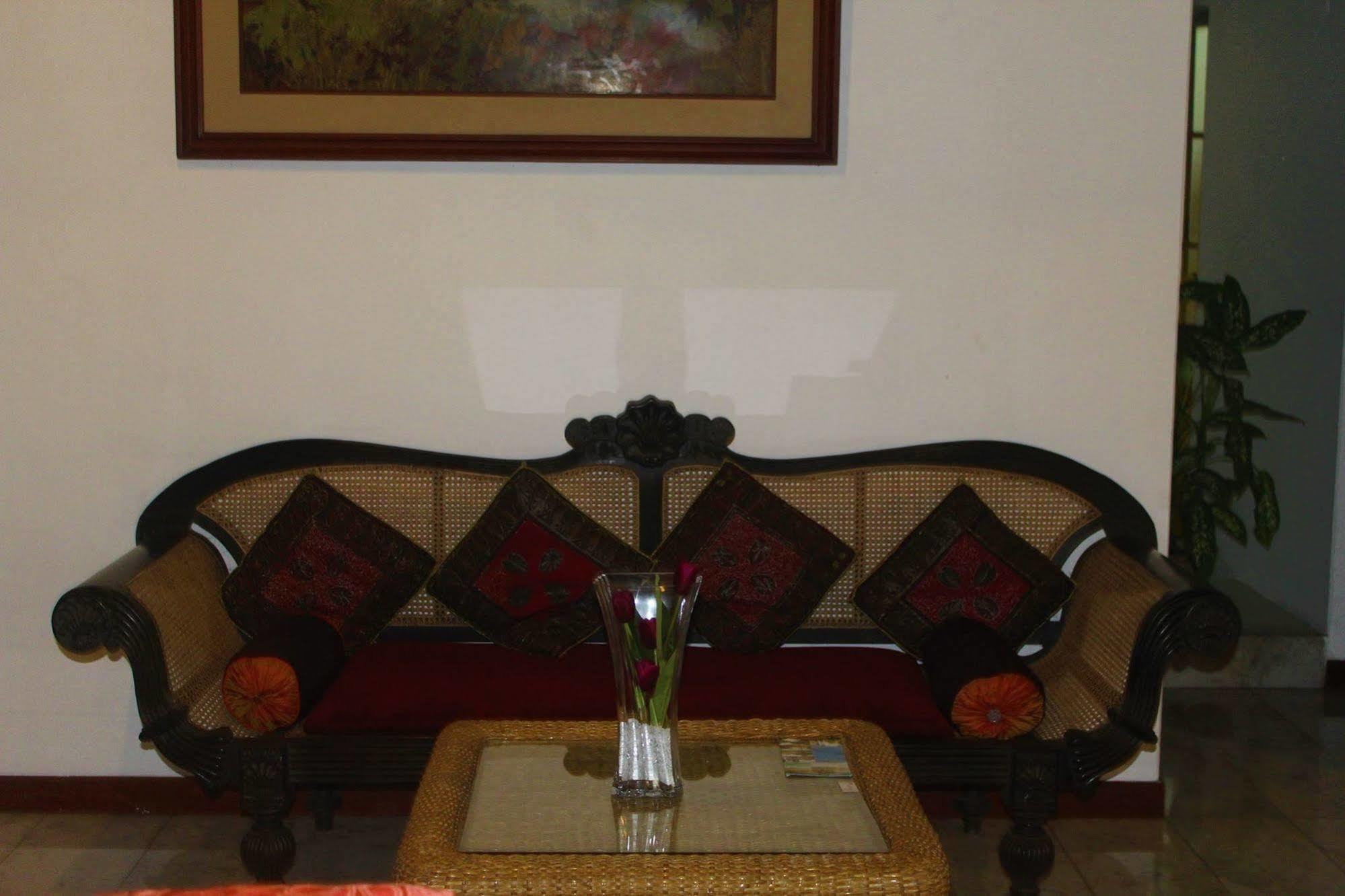 Blue Water Villa Piliyandala Εξωτερικό φωτογραφία