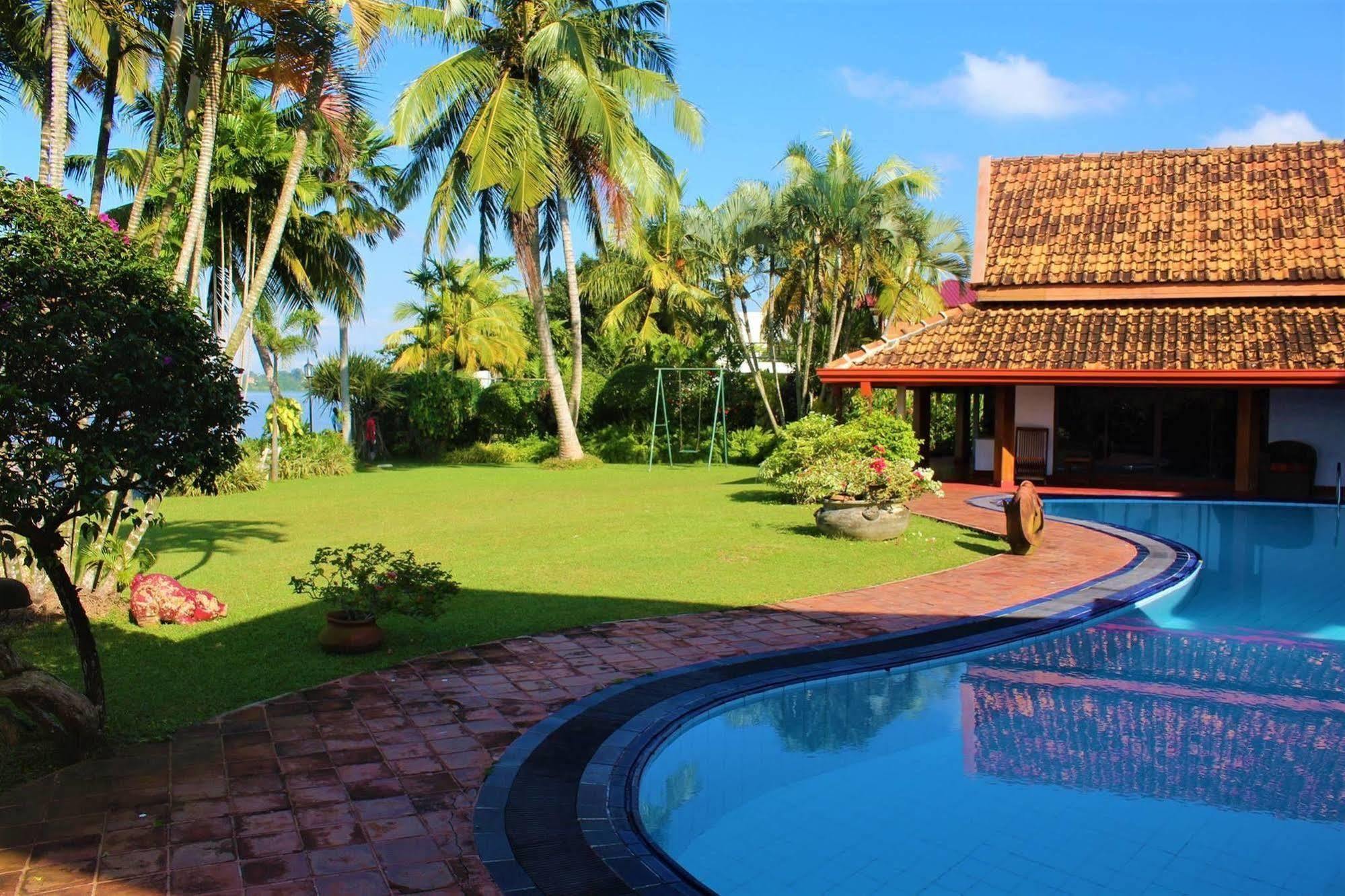 Blue Water Villa Piliyandala Εξωτερικό φωτογραφία